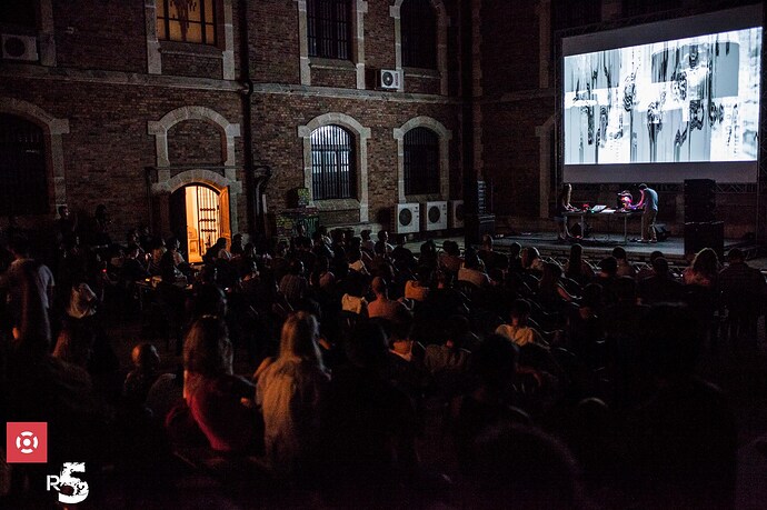 38405096_2131378913818010_2154802641639571456_o