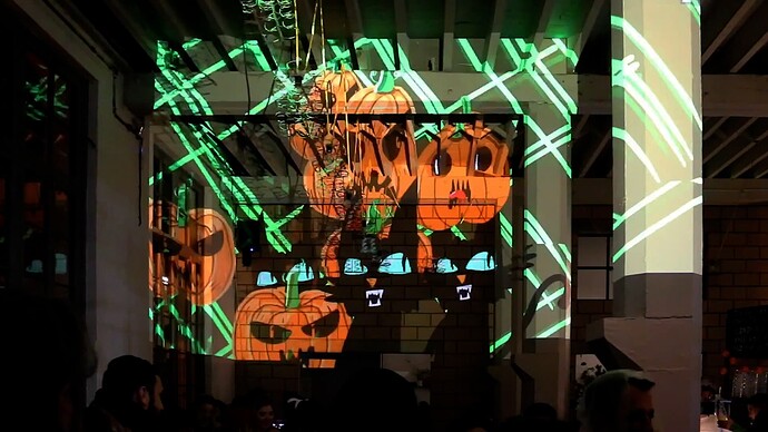 Crate_Halloween_LiveAnimation_Edit.00_00_05_00.Still002