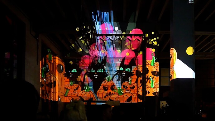 Crate_Halloween_LiveAnimation_Edit.00_00_33_01.Still009