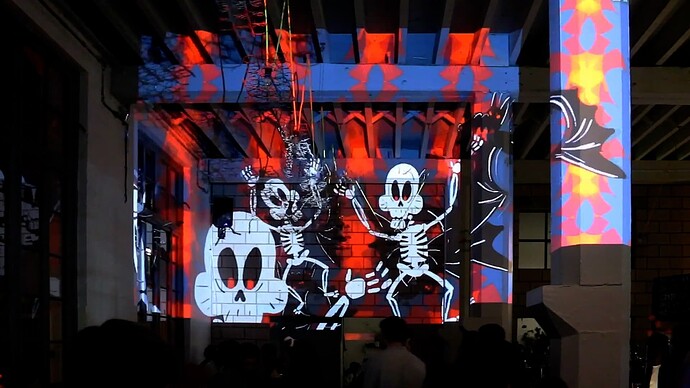 Crate_Halloween_LiveAnimation_Edit.00_00_10_09.Still004