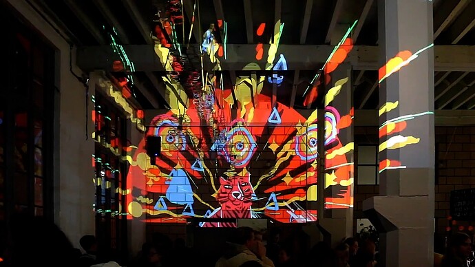 Crate_Halloween_LiveAnimation_Edit.00_00_28_08.Still008