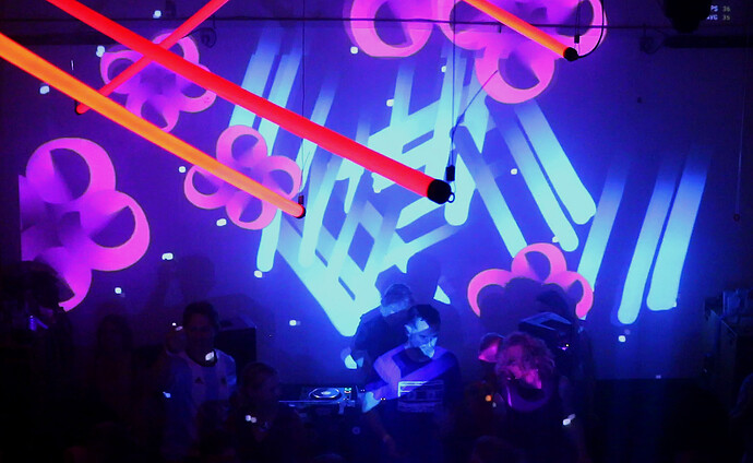 MVI_ALL 2 (15-37-33-00)